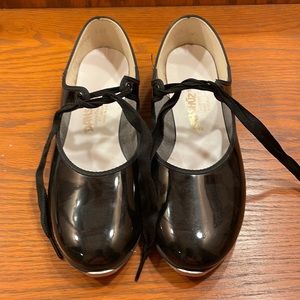 DANSHUZ tap shoes